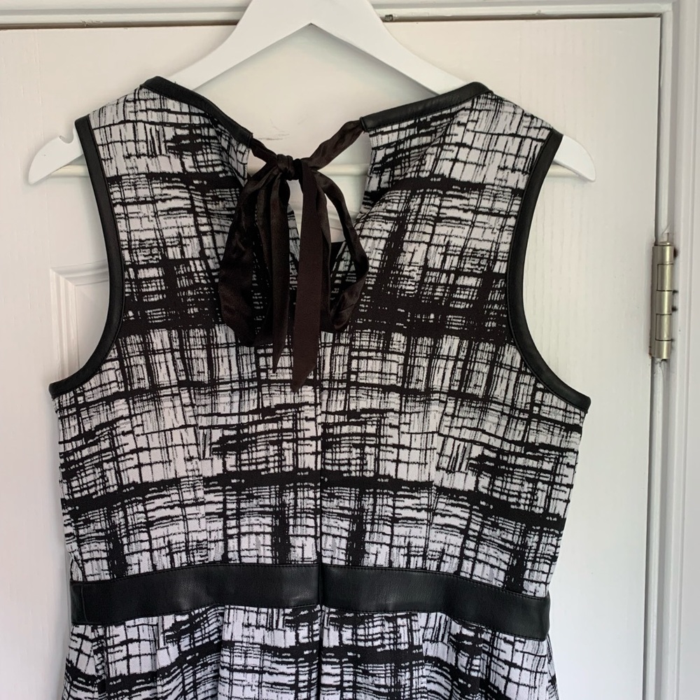 Jessica Simpson size 10 dress tie back